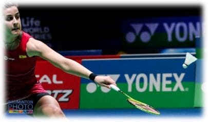 BADMINTON: Forehand and Backhand Grip -   Badminton grip, Badminton,  Badminton racket grip